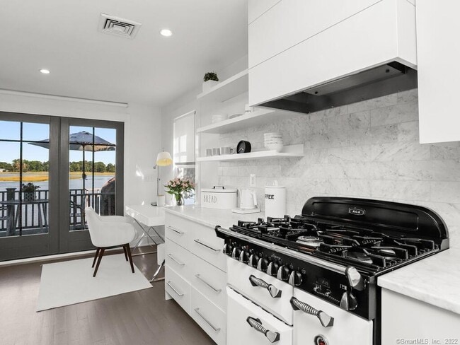 Building Photo - 199 Hillspoint Rd