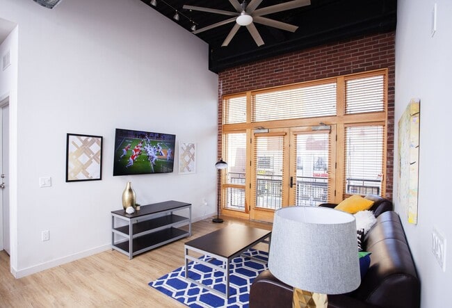 Interior Photo - 512 E Green - OFFBOARD 4/13/26