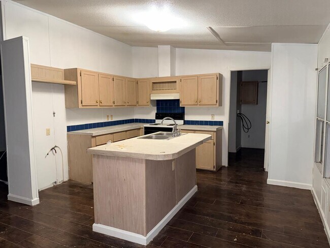 Building Photo - House for lease in Elgin Tx