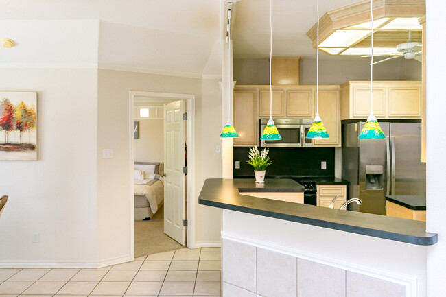 Building Photo - 7005 Madiera Dr