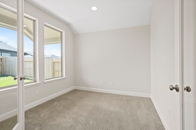 Building Photo - 16314 Rock Hollow Bend Ln