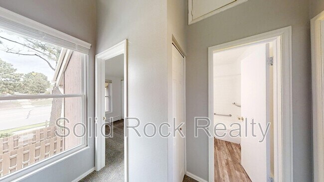 Building Photo - 4545 N Carefree Cir