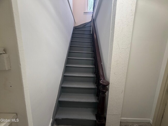 Building Photo - 8 Harrison Ave