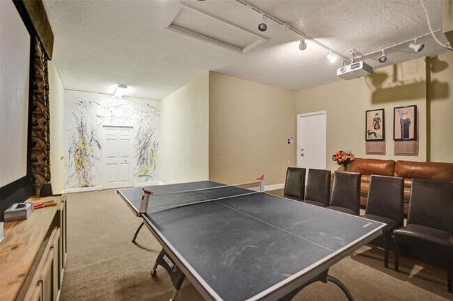 Building Photo - 10442 NW 60th Pl
