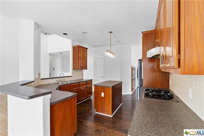 Building Photo - 156 Pecanwood S