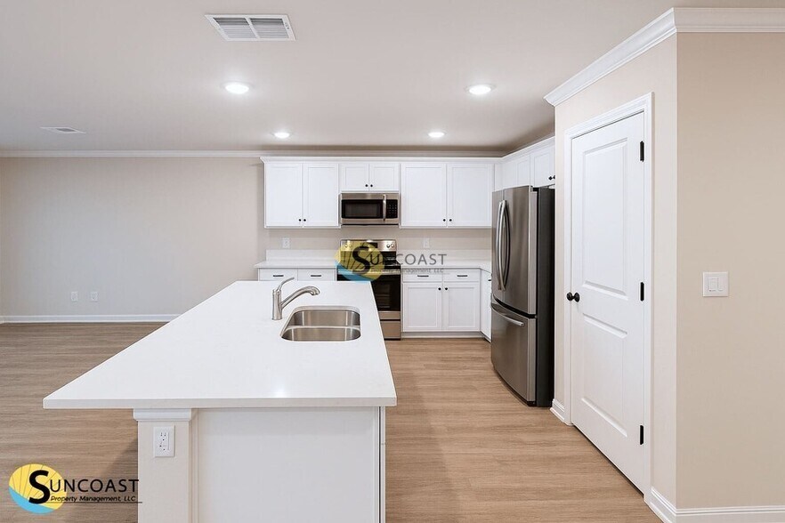 Building Photo - 20 Kaufman Pl