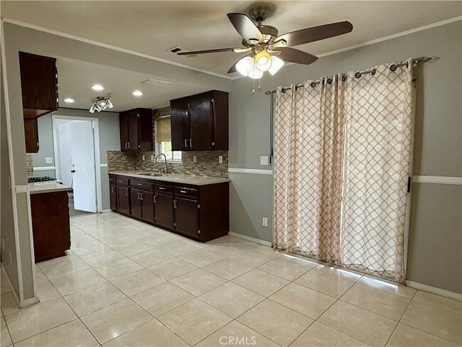 Building Photo - 18693 Albany St