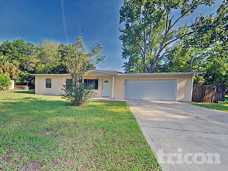 Building Photo - 11975 Cornelius St