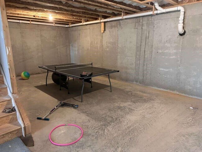 Building Photo - 8035 Stiner Grv