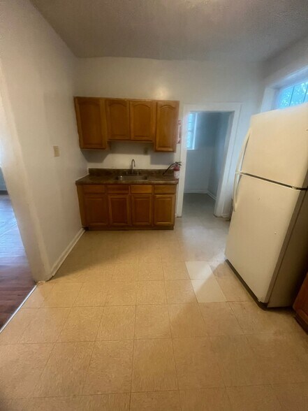 91 W Grove Ter 11 - 72 W Grove Ter