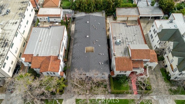 Building Photo - 204 S Arnaz Dr