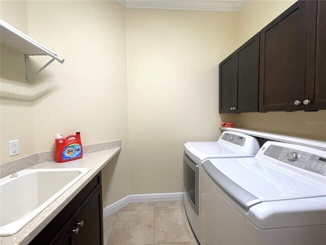 Building Photo - 1240 W Diamond Shore Loop