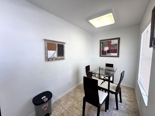 Building Photo - 2544 Woodgate Blvd