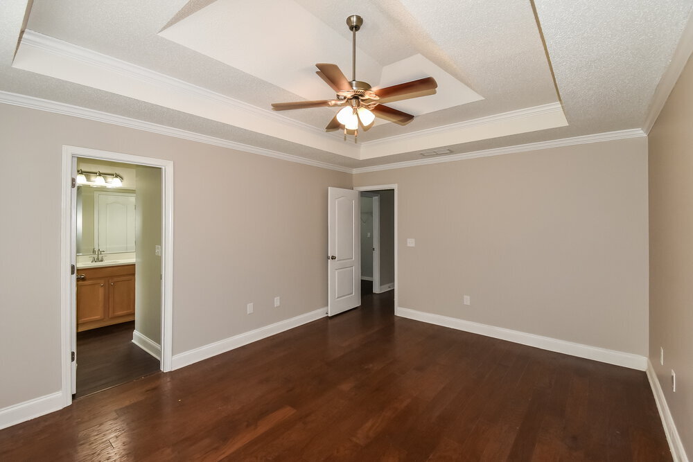 Building Photo - 709 Williamsburg Ct