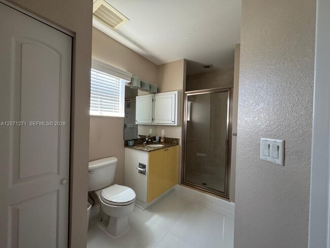 Building Photo - 1830 Radius Dr