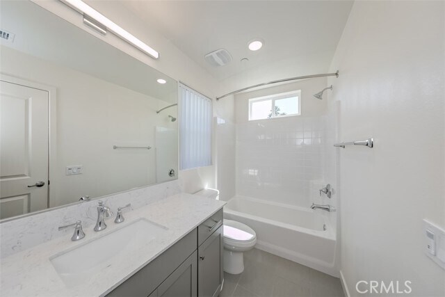 Building Photo - 9124 Huntington Dr