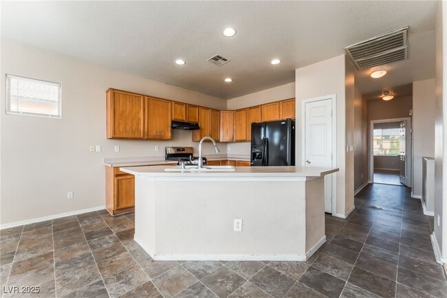 Building Photo - 3412 Lonesome Drum St