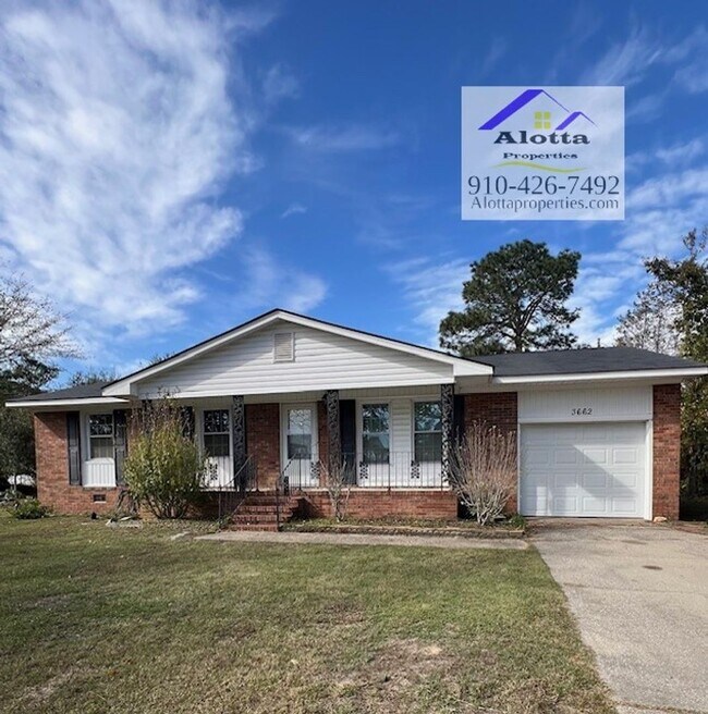 Primary Photo - 3662 Golfview Rd