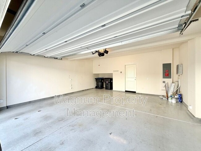 Building Photo - 27417 Georgetown Dr