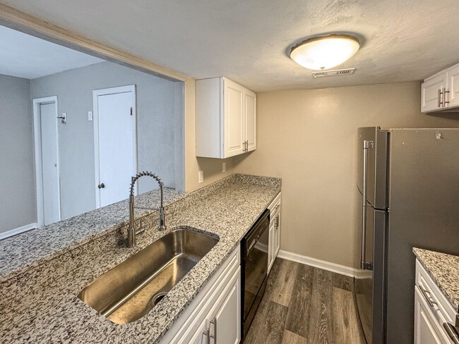 Building Photo - Welcome to this beautiful townhome in West...