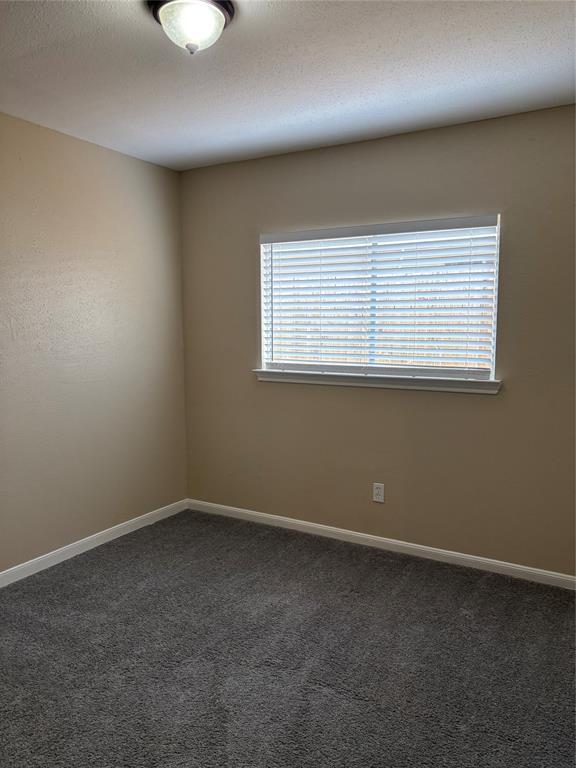 Building Photo - 1726 Oakwell Ln
