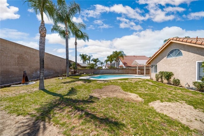 Building Photo - 1514 Evergreen Dr