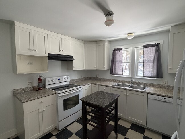 Building Photo - 2 Davcarley Rd