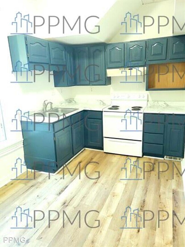 2 br, 1 bath House 1716 S Ohio St 1 1716 S Ohio Ave Sedalia MO