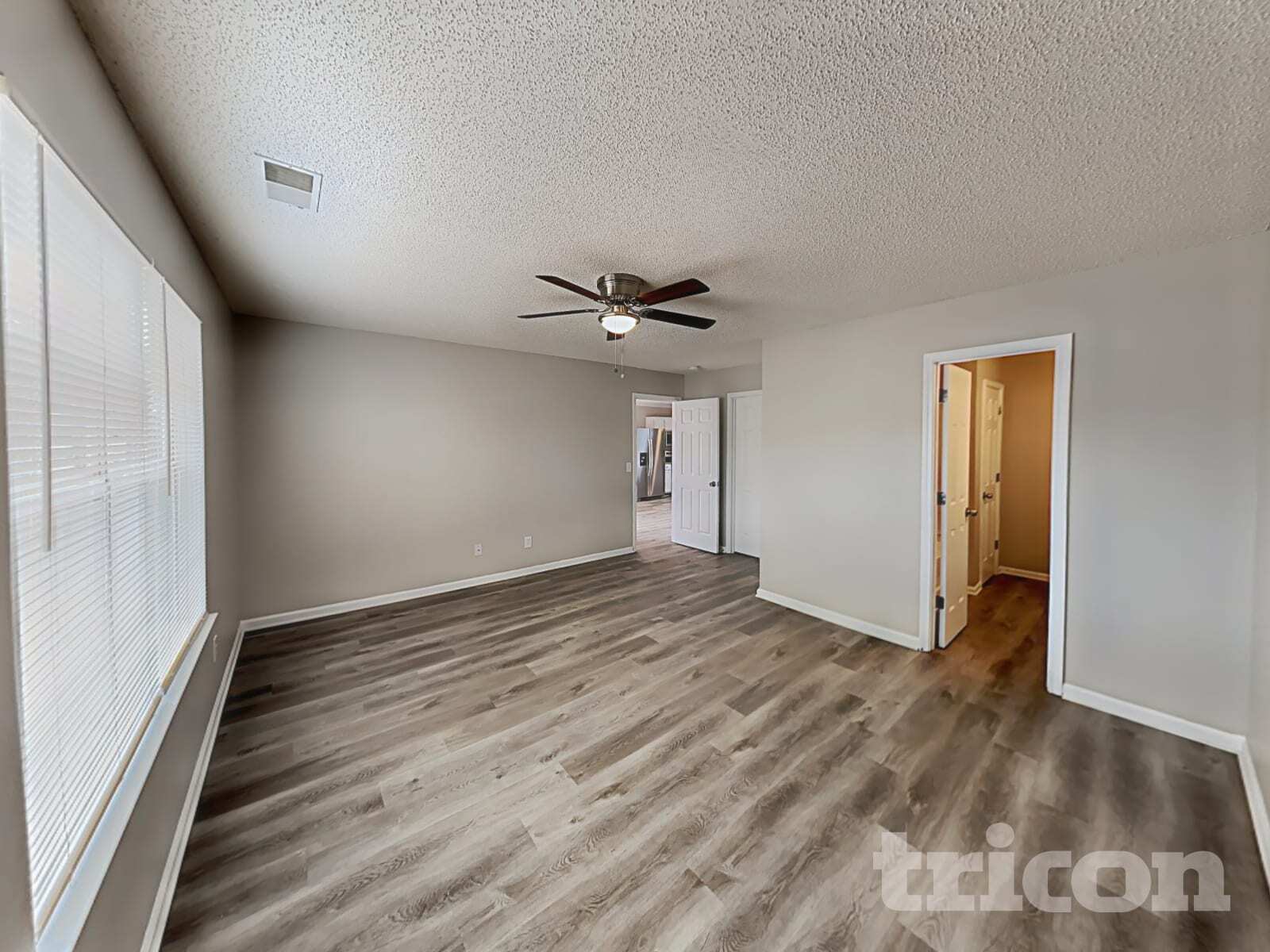 Building Photo - 61 Bluebead Ct