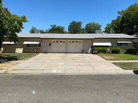 Building Photo - 519 5th St