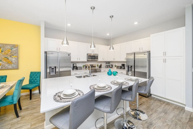 Building Photo - 2567 Shanti Dr