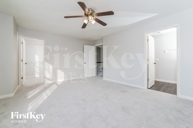 Building Photo - 604 Indian Lake Dr