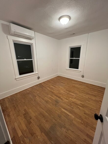 Bedroom 2 - 5206 King Hill Ave