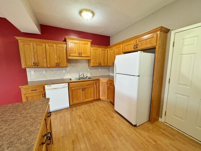 Building Photo - 1214 Dustins Way