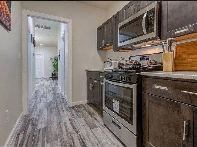 kitchen #4 - 644 Newark Ave