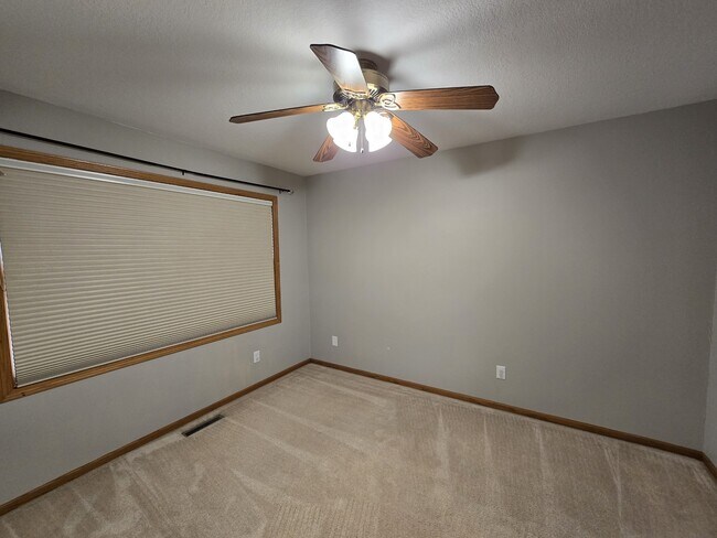 Building Photo - 4710 Donald Dr