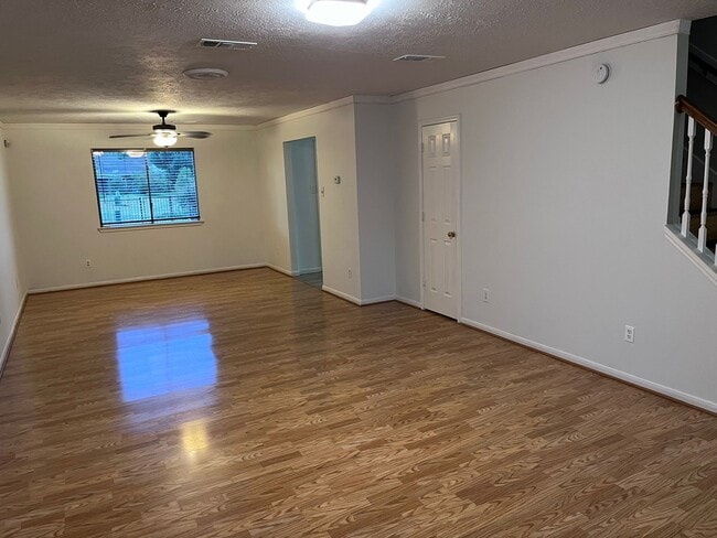 Building Photo - 23134 N Waterlake Dr