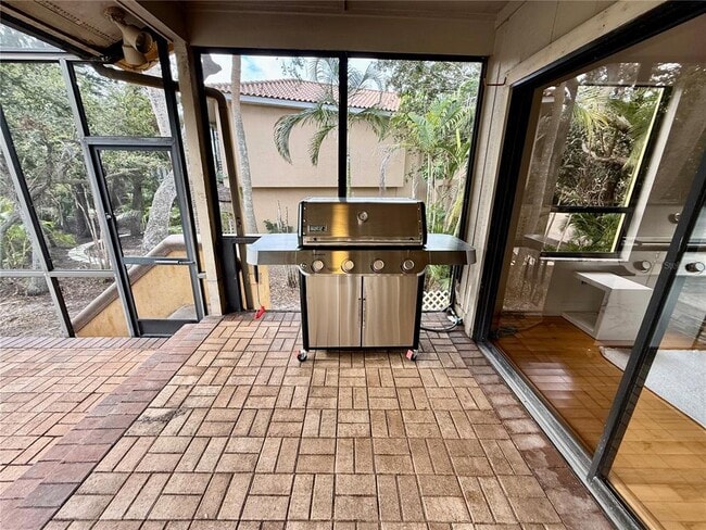 Building Photo - 3111 Bayou Sound