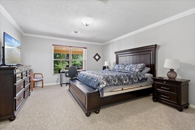 Building Photo - 13557 Northumberland Cir