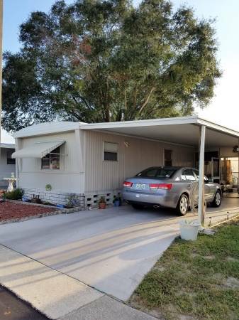 PARKING FOR TWO CARS - SCREEN ROOM - SHED - 7434 Demure Ln