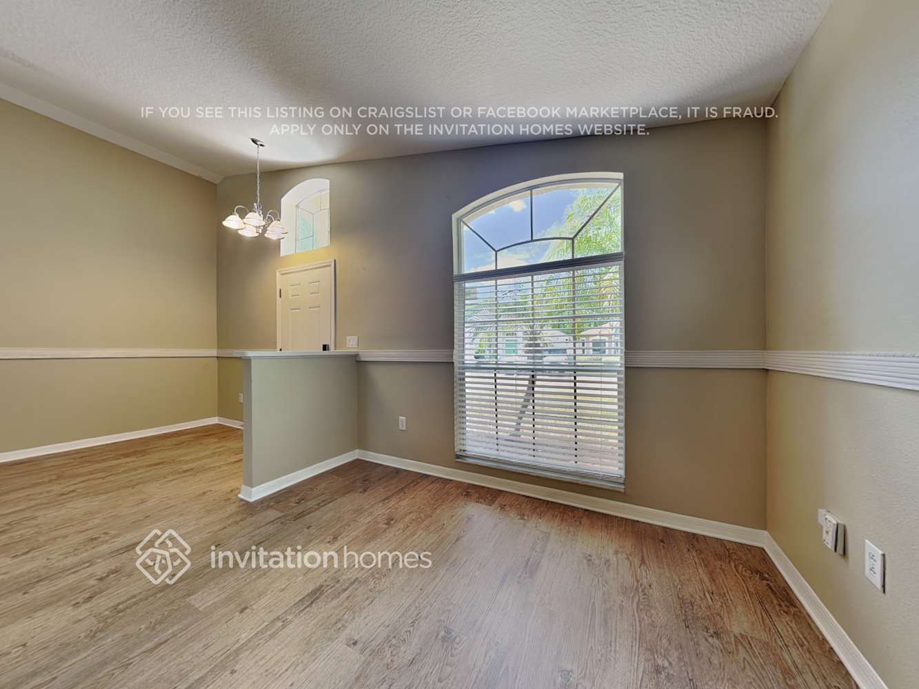 Building Photo - 3430 Golden Eagle Dr