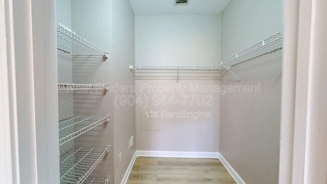 Building Photo - 7990 Baymeadows Rd E