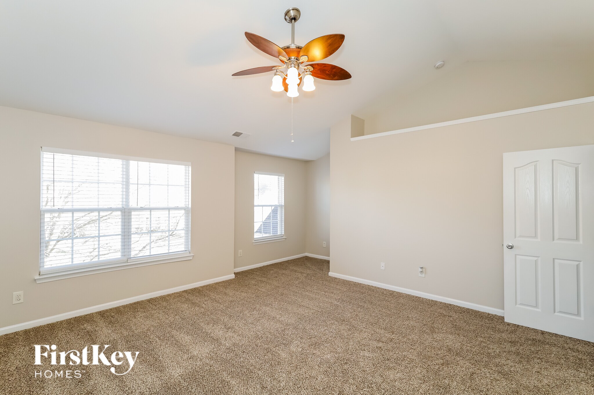 Building Photo - 16034 Stuarts Draft Ct