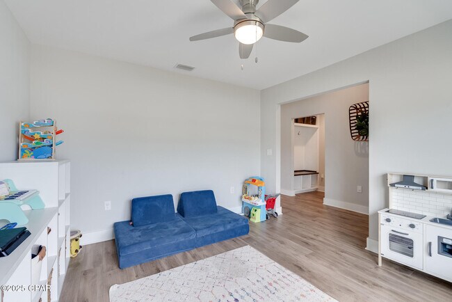 Building Photo - 230 Bayou Bend Ln