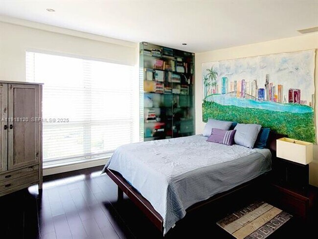 Building Photo - 77 Crandon Blvd