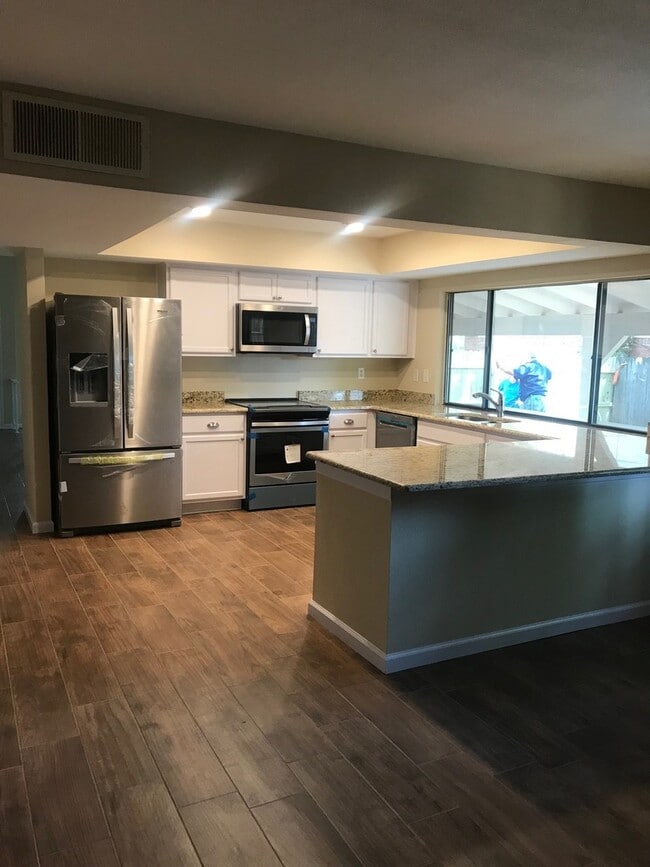 Building Photo - 2505 Cherry Blossom Ln