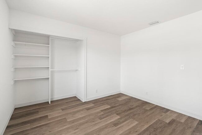 Building Photo - 1726 Katy Pl