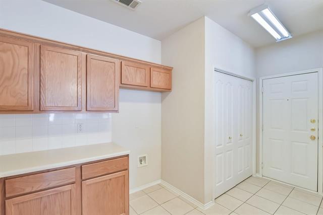 Building Photo - 1408 Melanie Trail