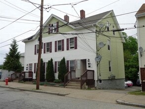 Building Photo - 121 Roland St