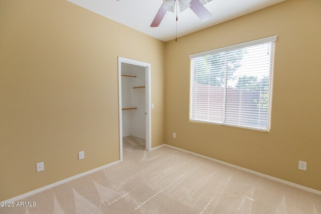 Building Photo - 2270 E Aloe Pl